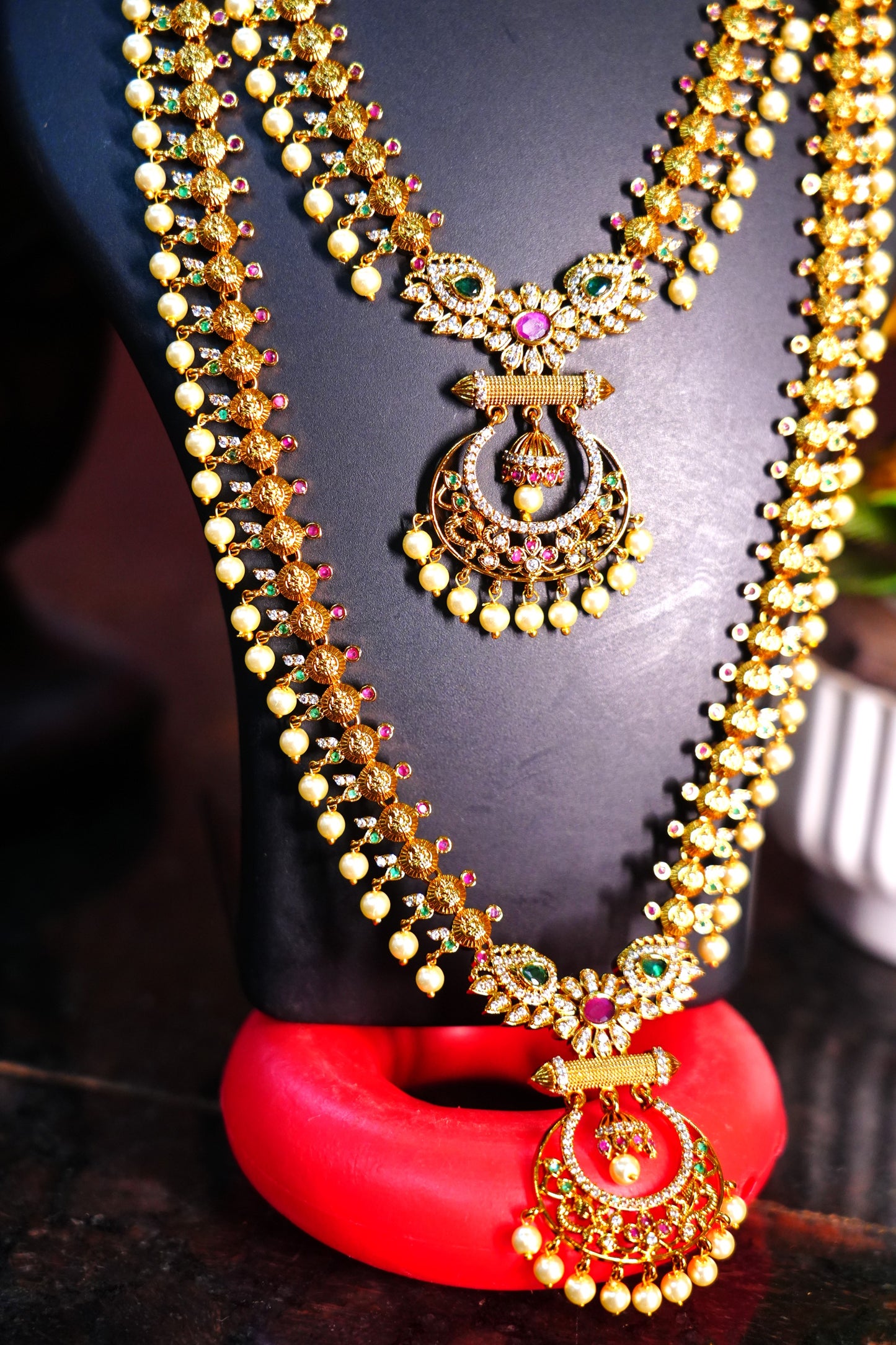 Premium gold-plated finish for a rich, luxurious shine|Matching Jhumka Earrings for a complete bridal look
