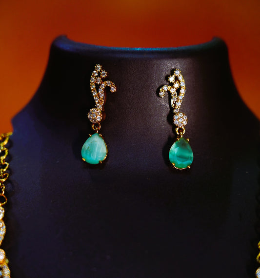 Chunky necklace with stylish finish  High-quality alloy with durable polish