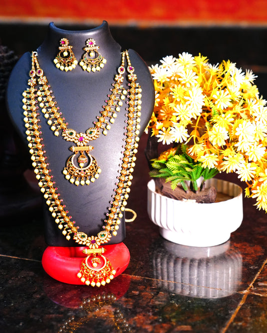 Premium gold-plated finish for a rich, luxurious shine|Matching Jhumka Earrings for a complete bridal look