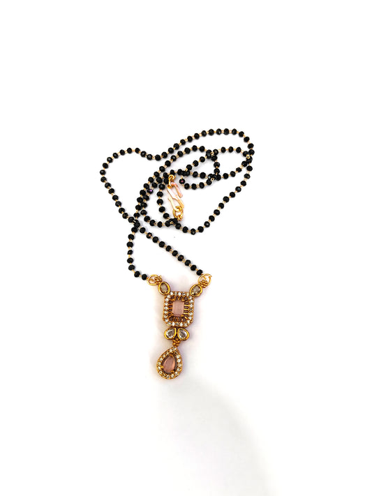 Lightweight and delicate designs for everyday use manalasutra